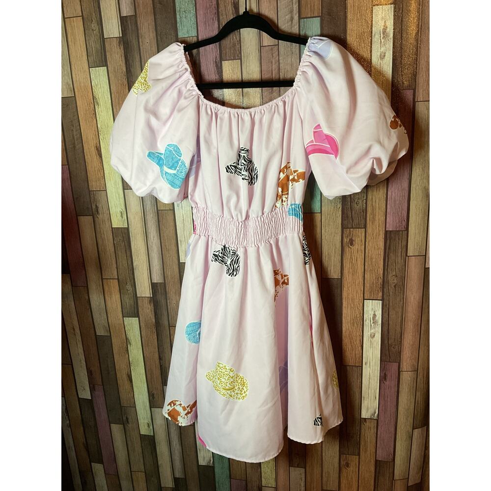Pink Fantastic Fawn Puff Shoulder Dress All Over Cowgirl Hat Print Women’s Small